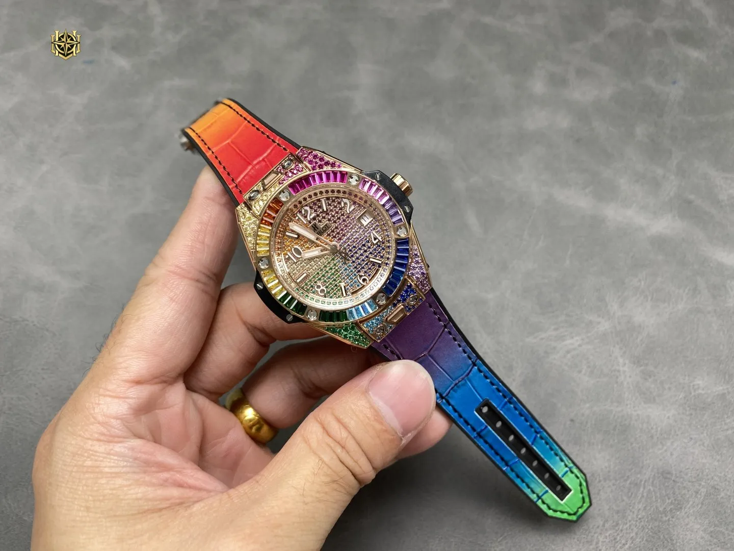 LOSHIFY Premium Timepiece