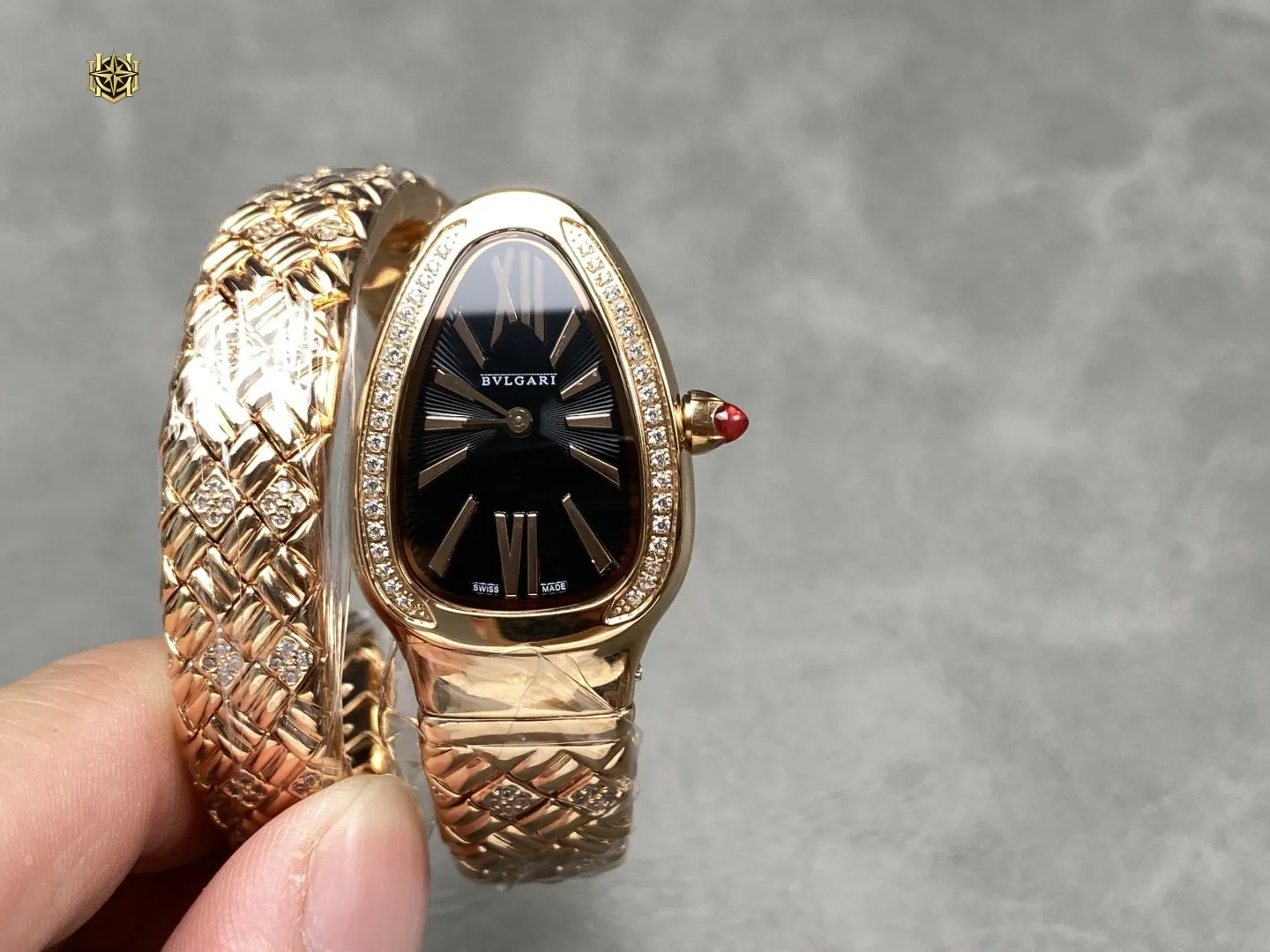 LOSHIFY Premium Timepiece