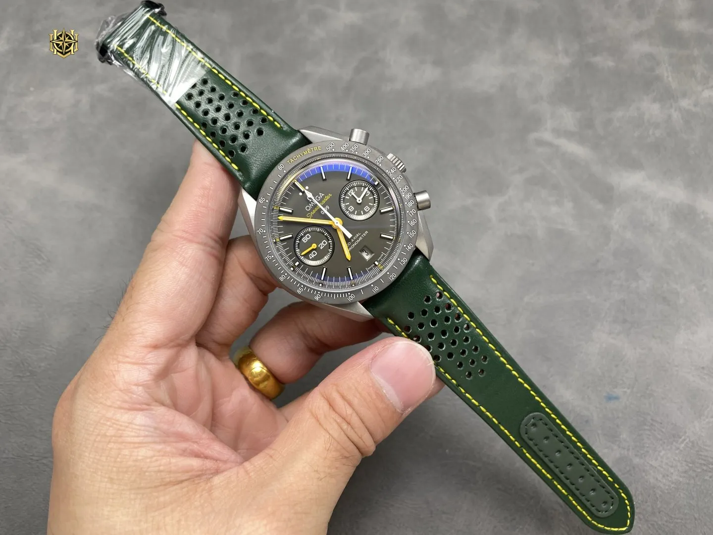 LOSHIFY Premium Timepiece