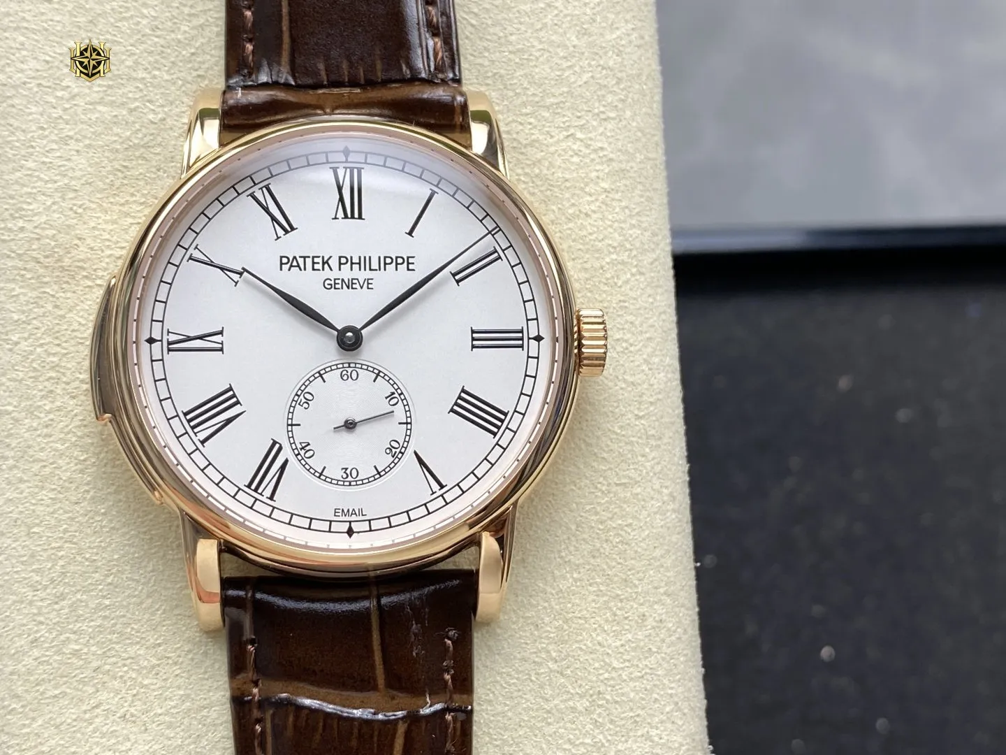 LOSHIFY Premium Timepiece