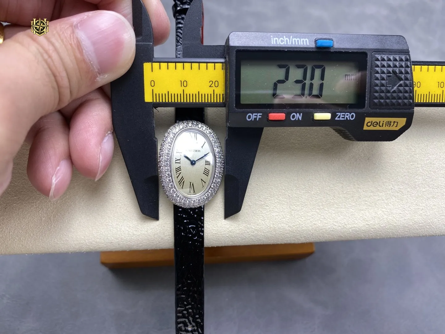 LOSHIFY Premium Timepiece