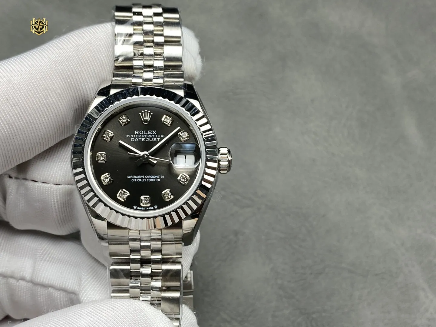 LOSHIFY Premium Timepiece