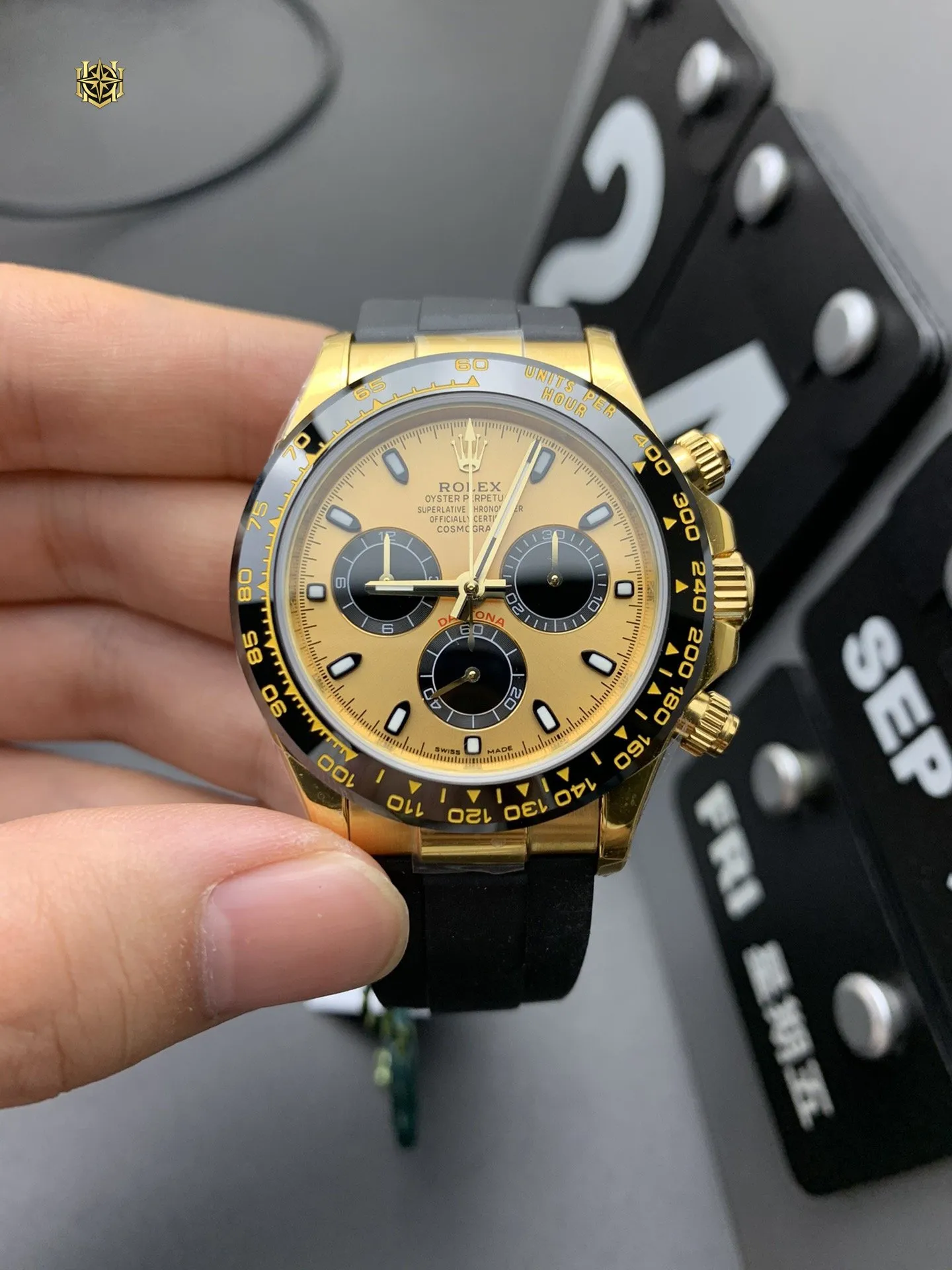 LOSHIFY Premium Timepiece