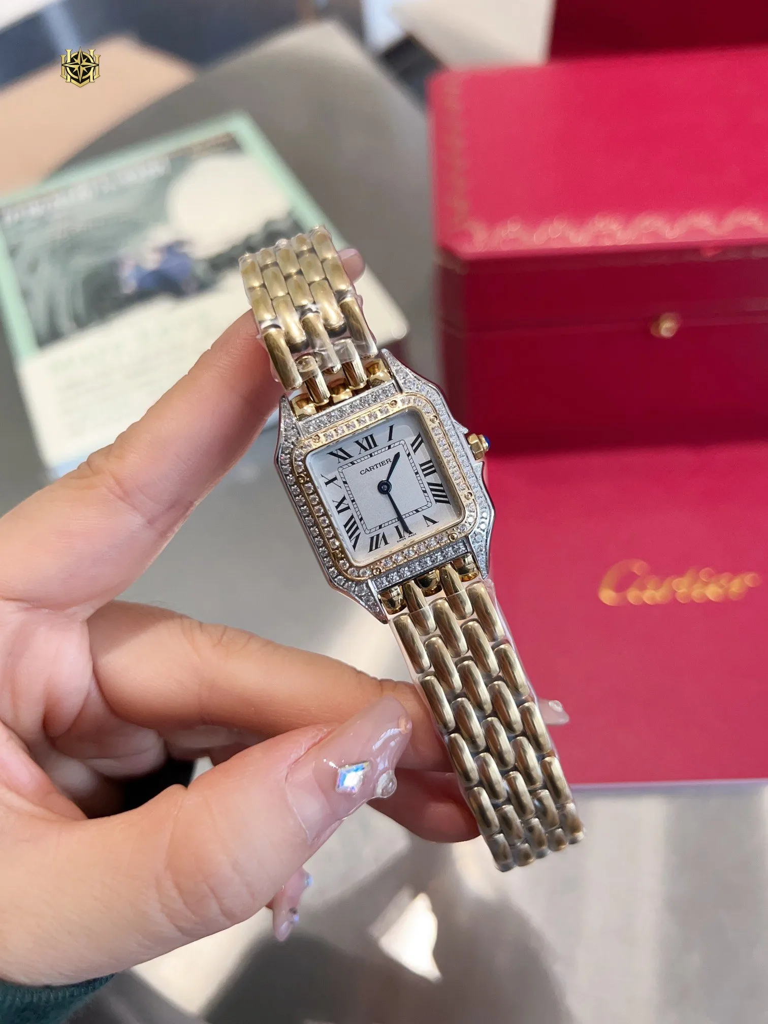 LOSHIFY Premium Timepiece