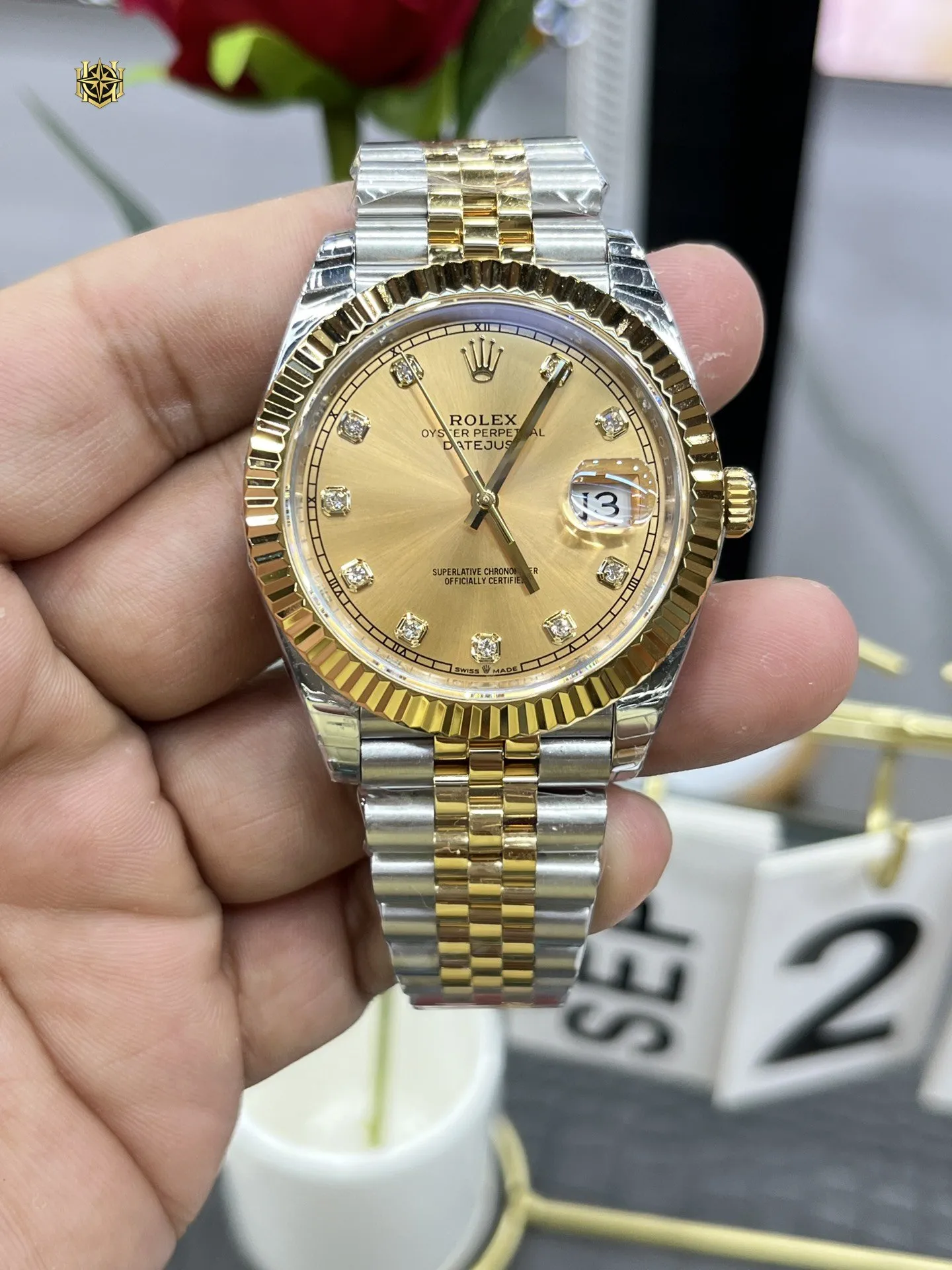 LOSHIFY Premium Timepiece