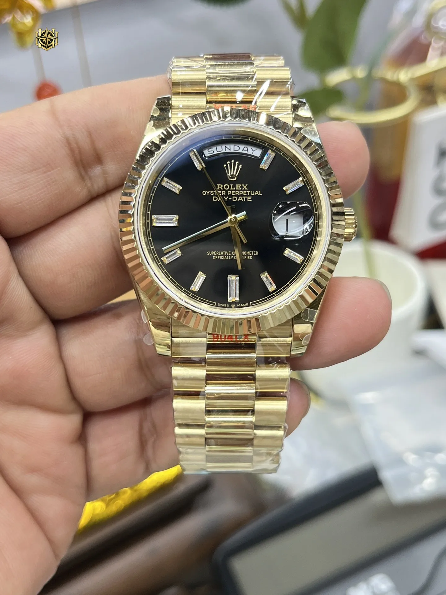 LOSHIFY Premium Timepiece