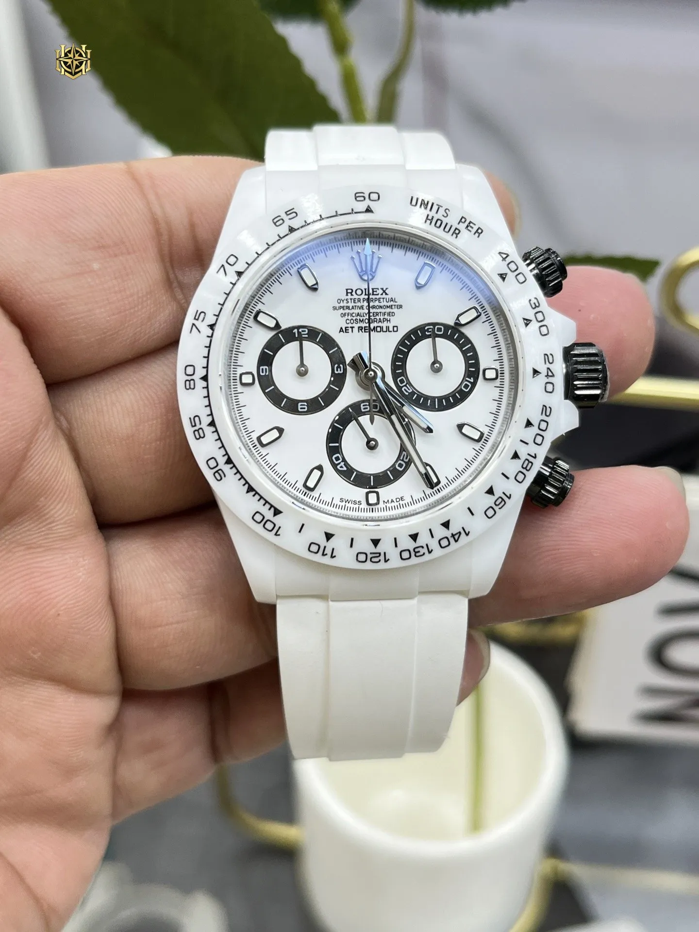 LOSHIFY Premium Timepiece