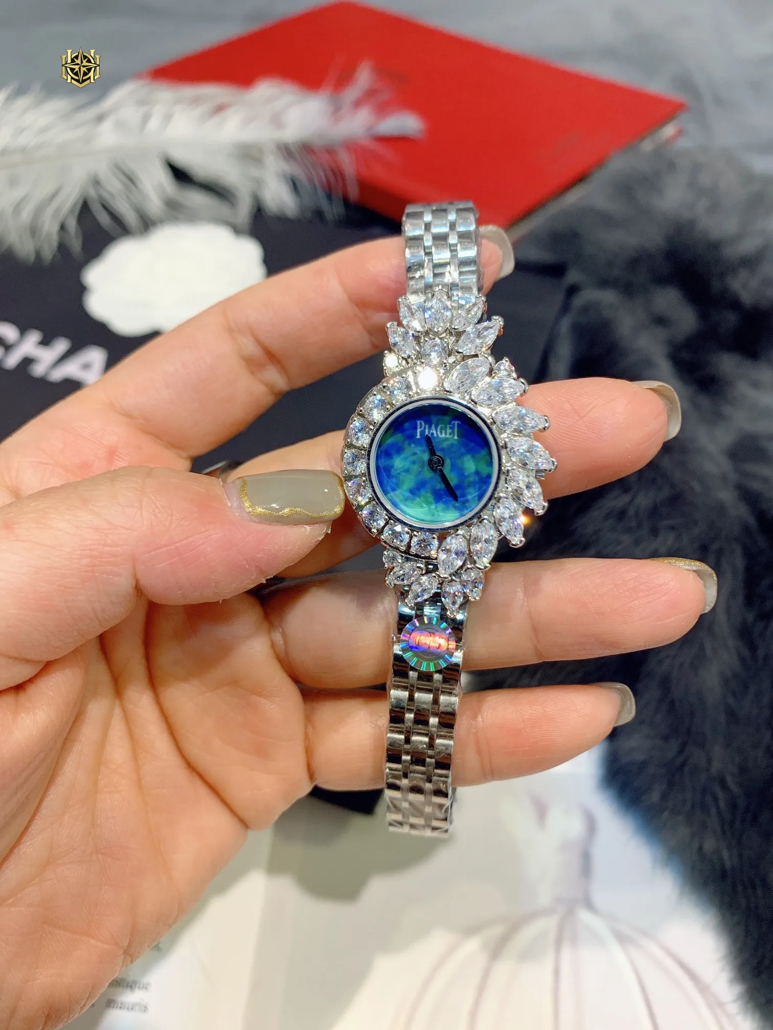 LOSHIFY Premium Timepiece