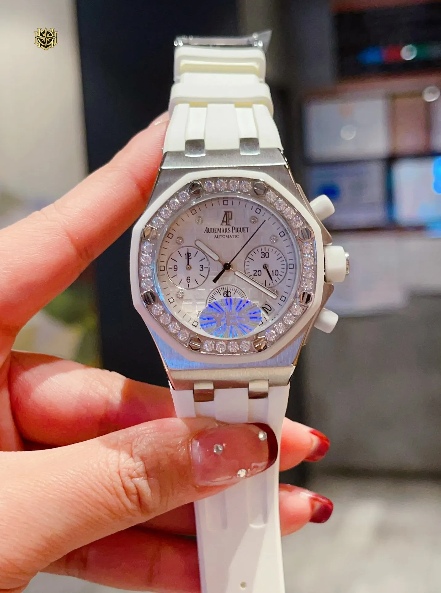 LOSHIFY Premium Timepiece