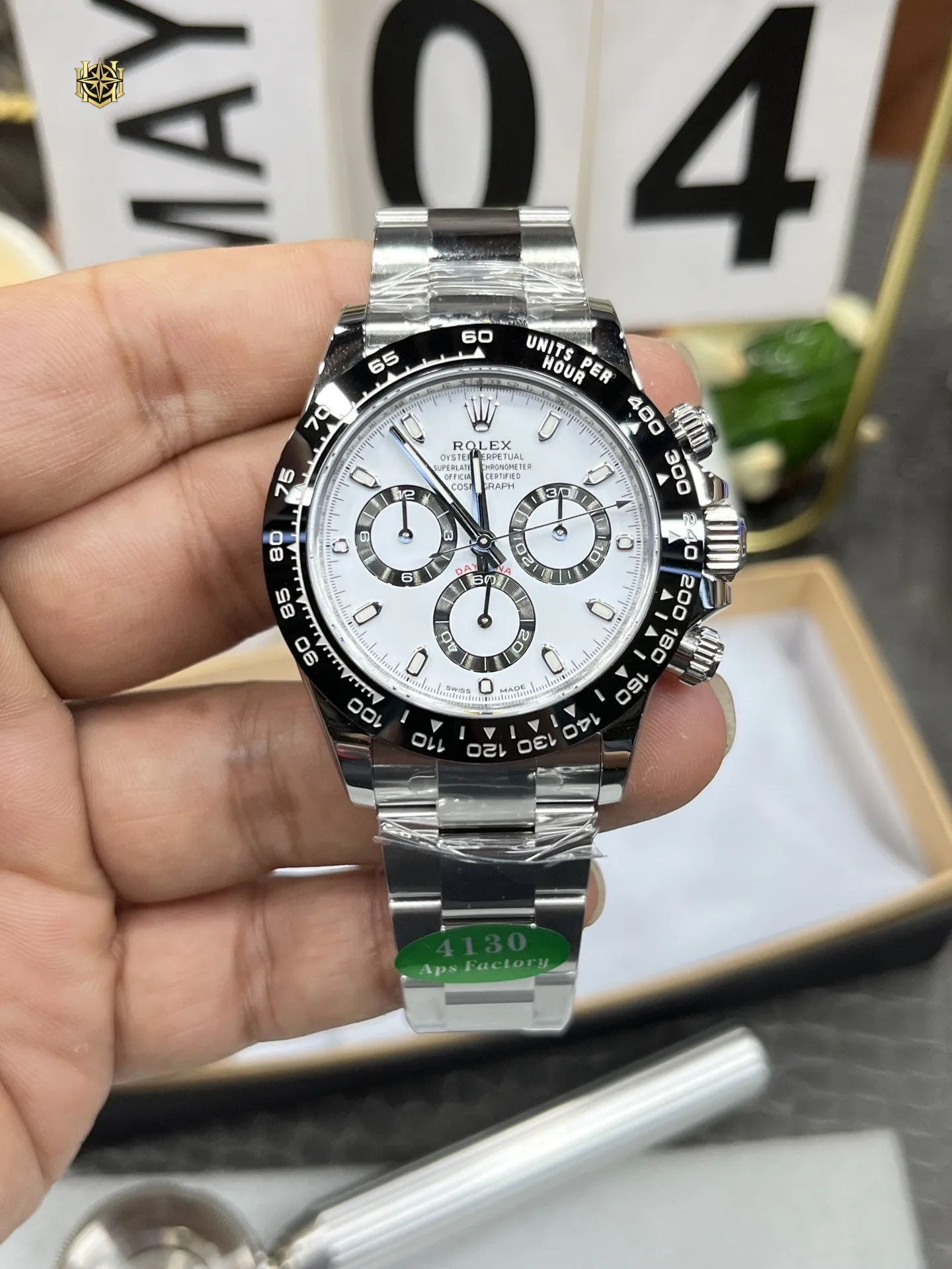 LOSHIFY Premium Timepiece