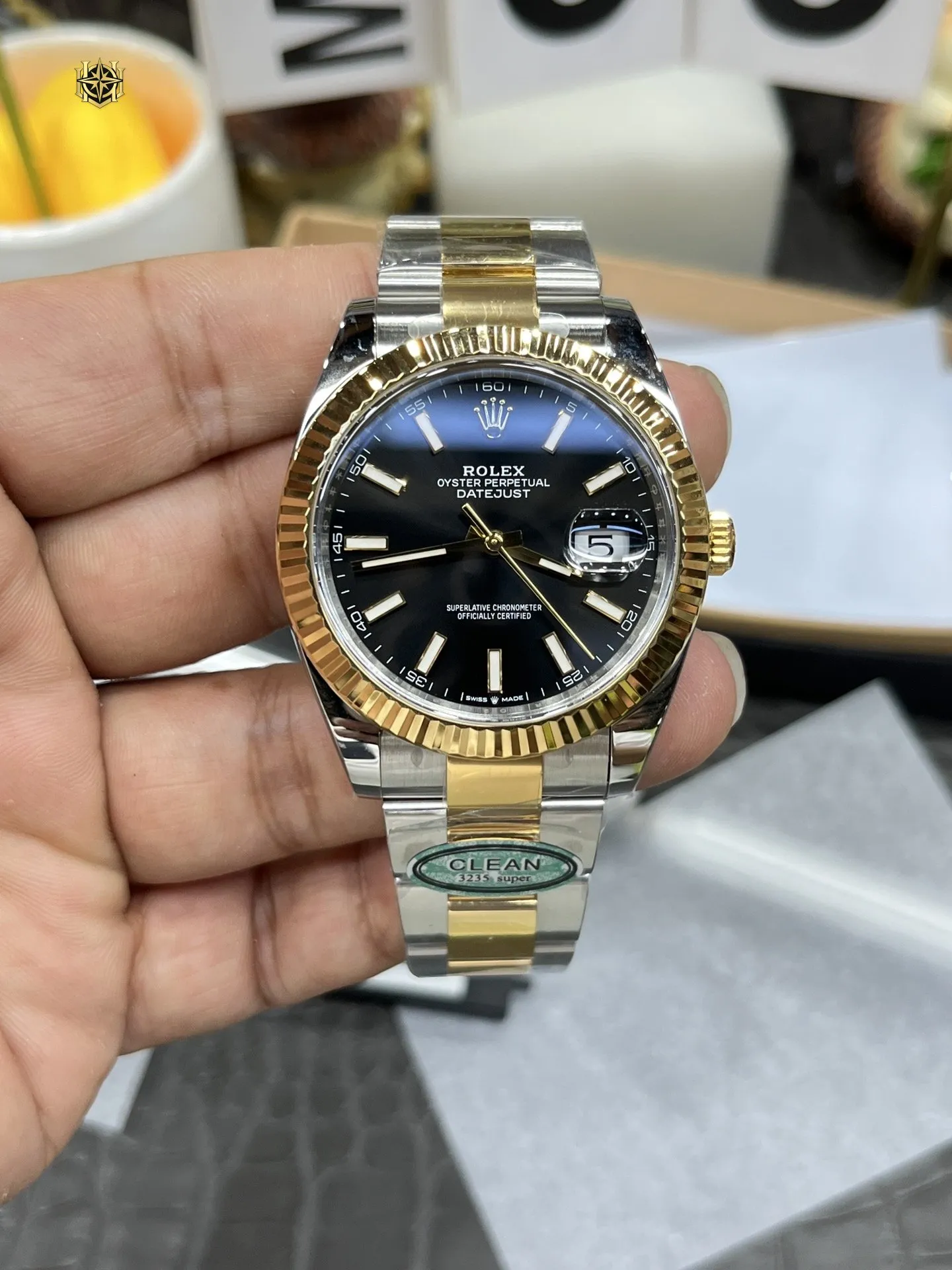 LOSHIFY Premium Timepiece